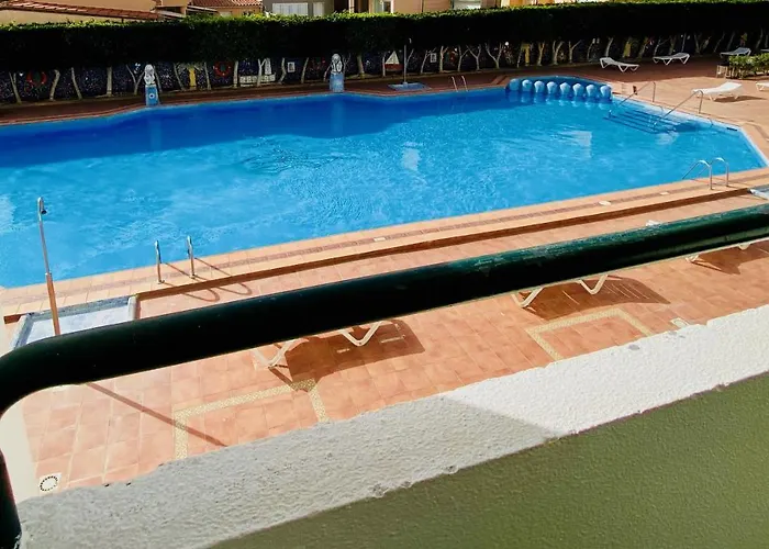 Sunny And Relaxing In Maspalomas